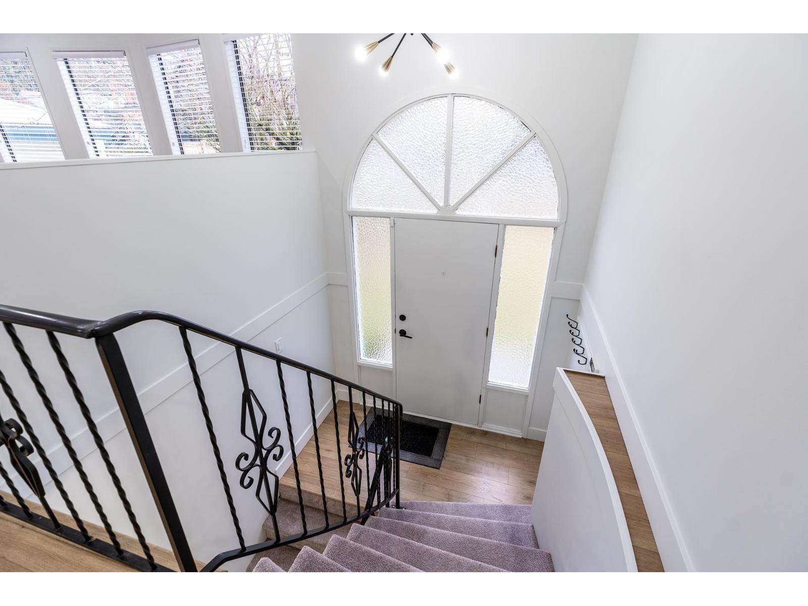 2803 Babich Street, Abbotsford, British Columbia  V2S 3K4 - Photo 3 - R3084730