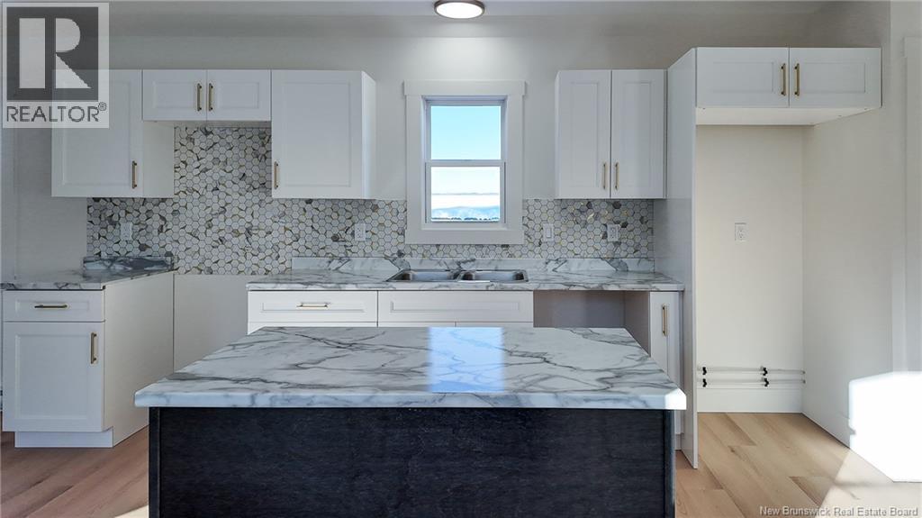 28 Second Street, Hampton, New Brunswick  E5N 5V1 - Photo 7 - NB133060