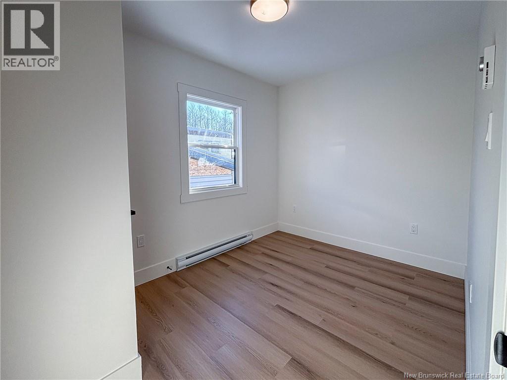 28 Second Street, Hampton, New Brunswick  E5N 5V1 - Photo 12 - NB133060