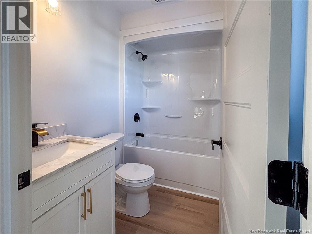 28 Second Street, Hampton, New Brunswick  E5N 5V1 - Photo 11 - NB133060