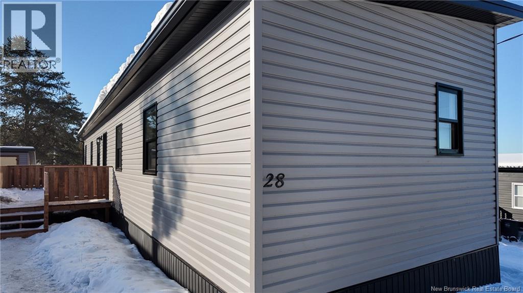 28 Second Street, Hampton, New Brunswick  E5N 5V1 - Photo 2 - NB133060