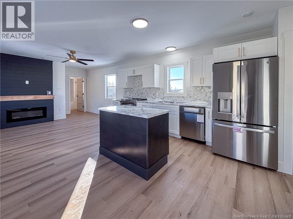 28 Second Street, Hampton, New Brunswick  E5N 5V1 - Photo 6 - NB133060