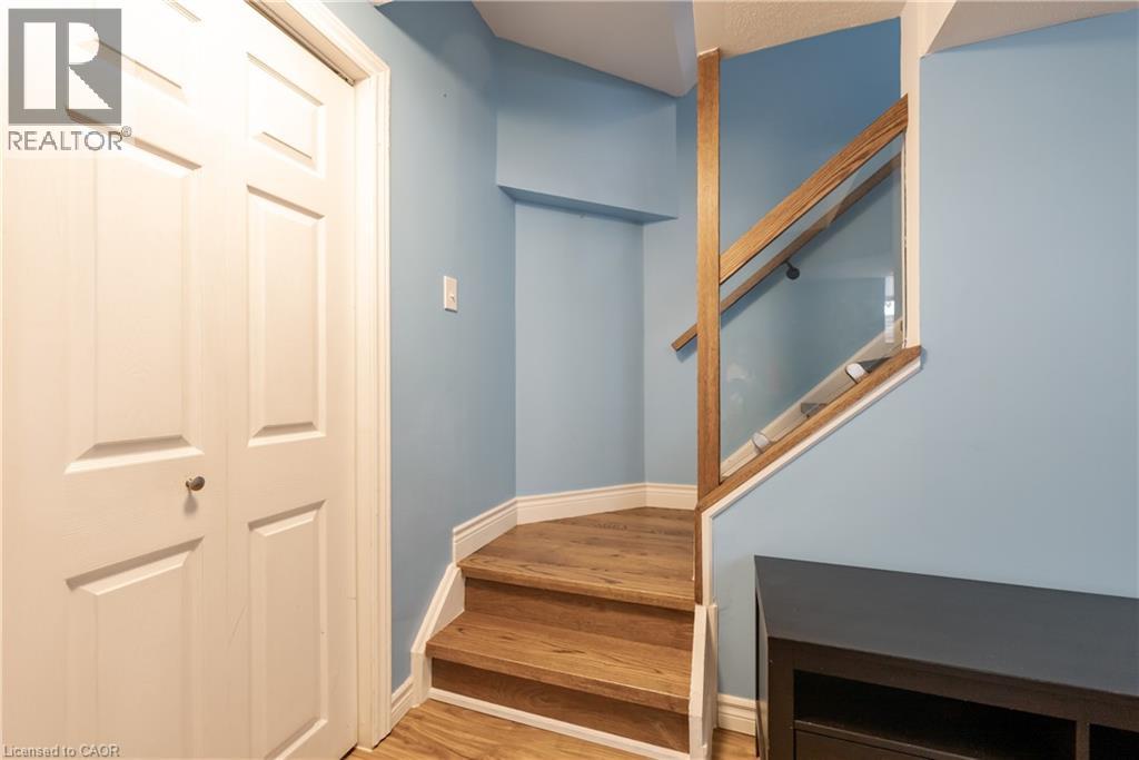 263 Hepburn Crescent, Hamilton, Ontario  L9C 7T3 - Photo 10 - 40802793