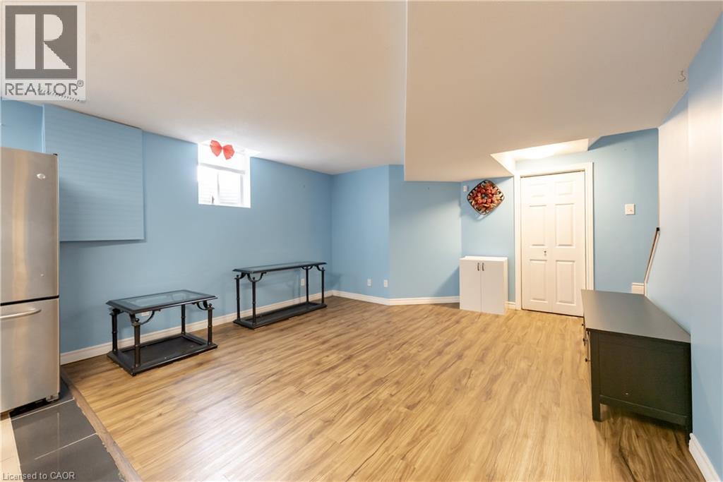 263 Hepburn Crescent, Hamilton, Ontario  L9C 7T3 - Photo 8 - 40802793