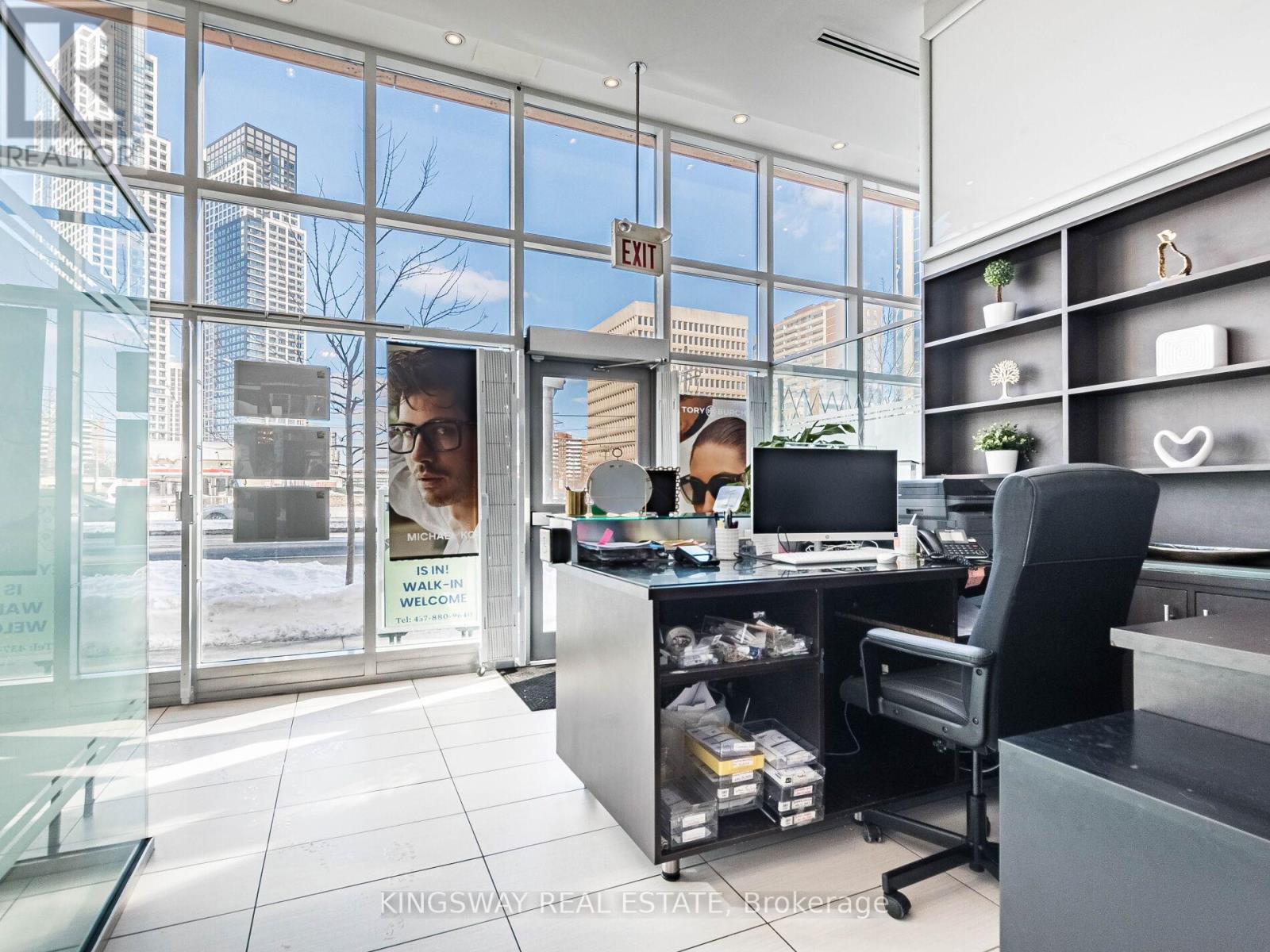 7 - 3391 Bloor Street W, Toronto, Ontario  M8X 1G3 - Photo 37 - W12731356