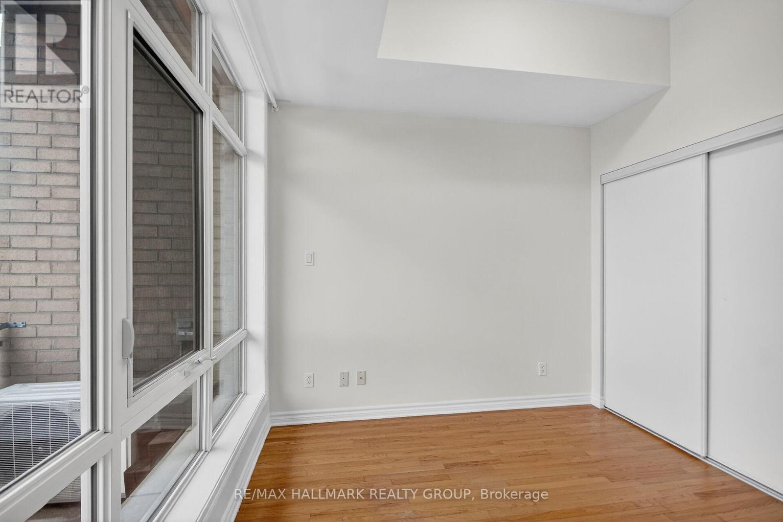 210 - 682 Churchill Avenue N, Ottawa, Ontario  K1Z 5G5 - Photo 14 - X12755540