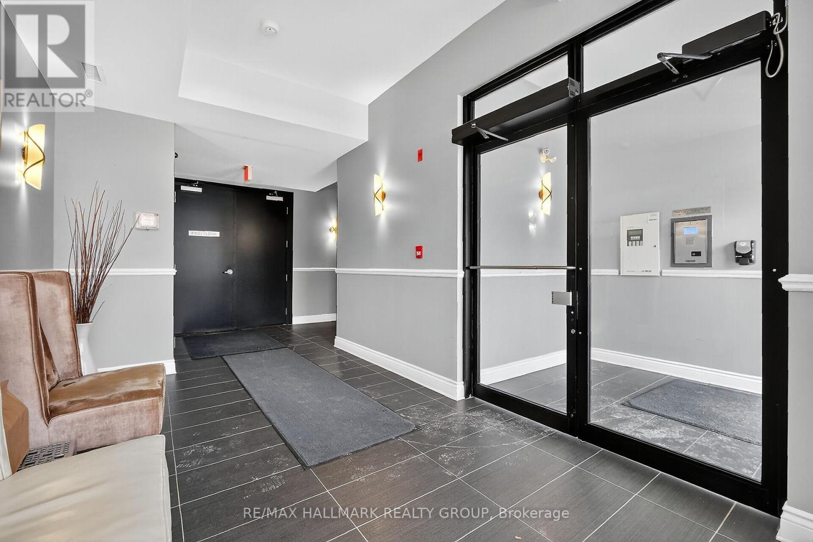 210 - 682 Churchill Avenue N, Ottawa, Ontario  K1Z 5G5 - Photo 16 - X12755540