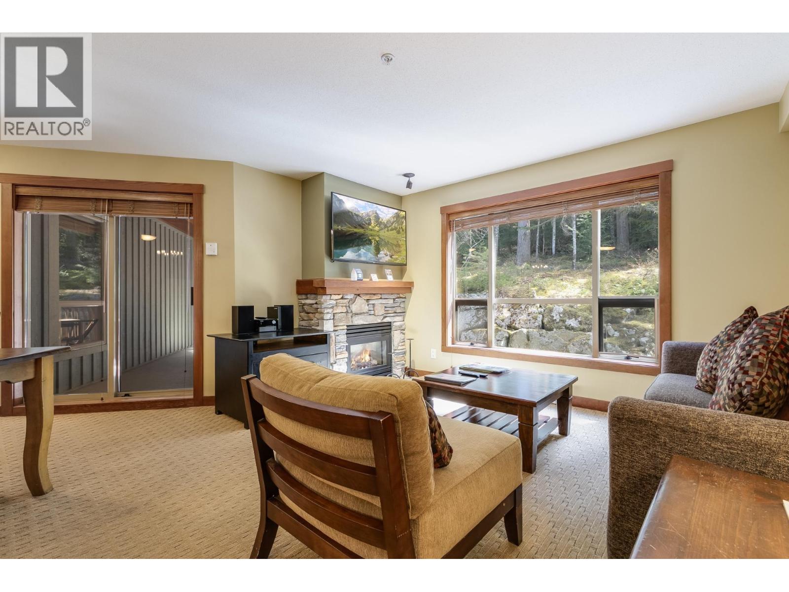 214g4 4653 Blackcomb Way, Whistler, British Columbia  V8E 0Y9 - Photo 4 - R3086242