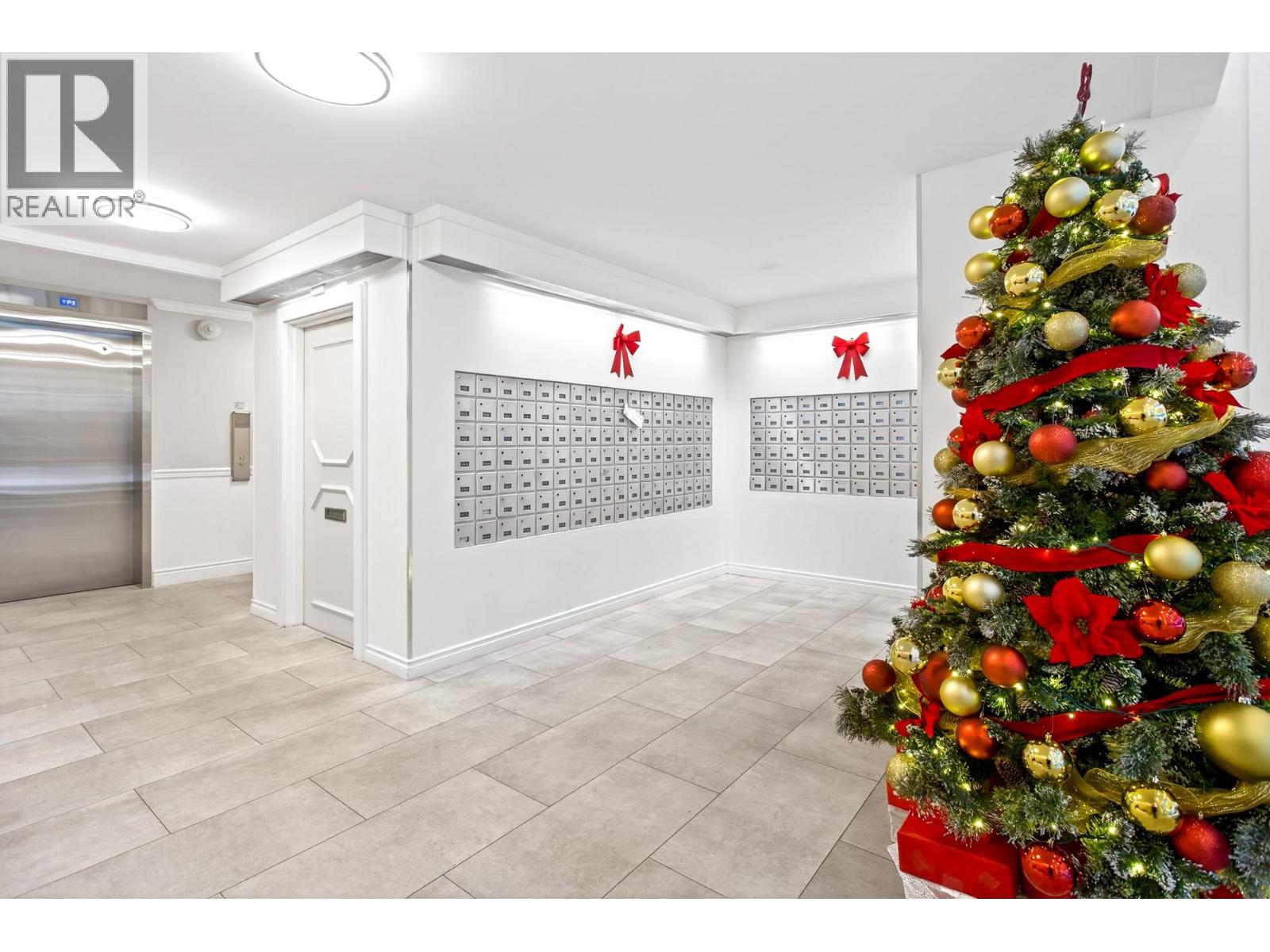 504 2024 Fullerton Avenue, North Vancouver, British Columbia  V7P 3G4 - Photo 35 - R3086286