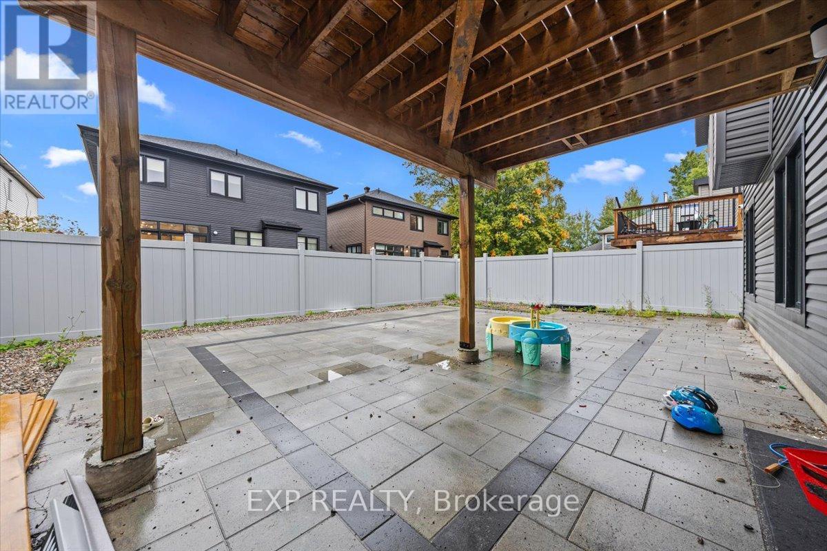 348 Abbeydale Circle, Ottawa, Ontario  K2K 0E9 - Photo 34 - X12662442