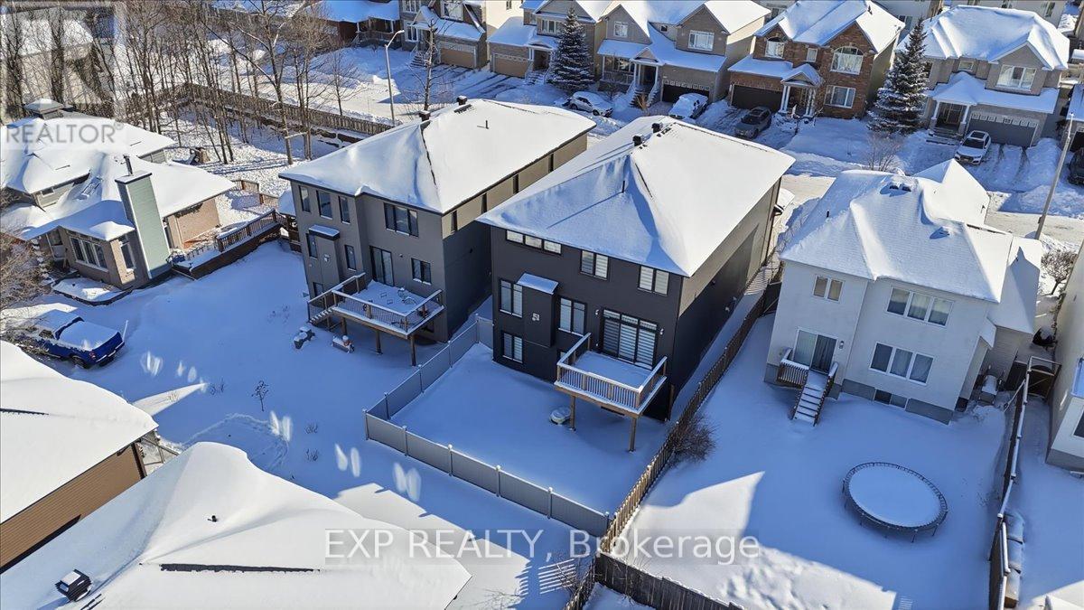 348 Abbeydale Circle, Ottawa, Ontario  K2K 0E9 - Photo 36 - X12662442