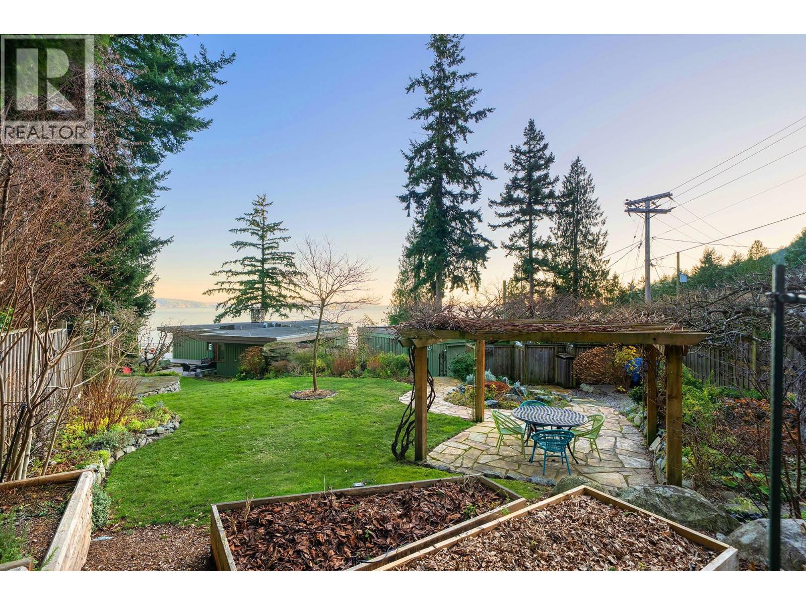 835 Hummingbird Lane, Bowen Island, British Columbia  V0N 1G1 - Photo 31 - R3086261