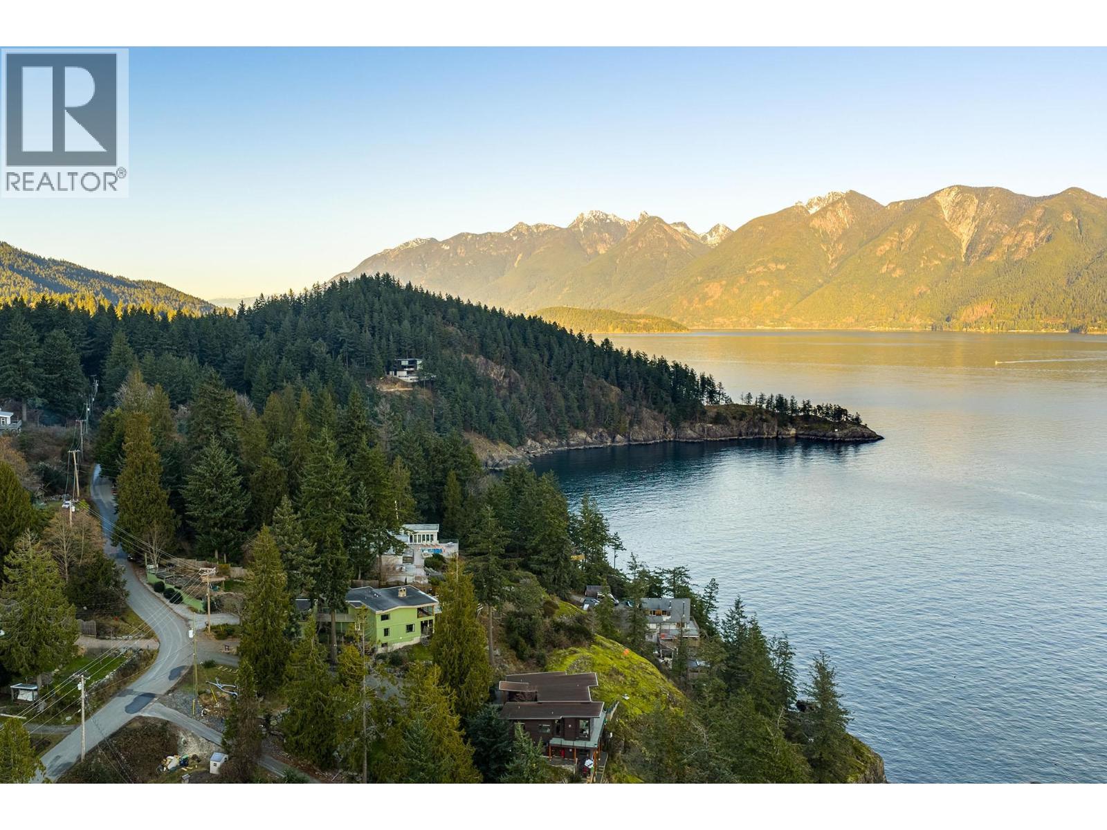 835 Hummingbird Lane, Bowen Island, British Columbia  V0N 1G1 - Photo 39 - R3086261