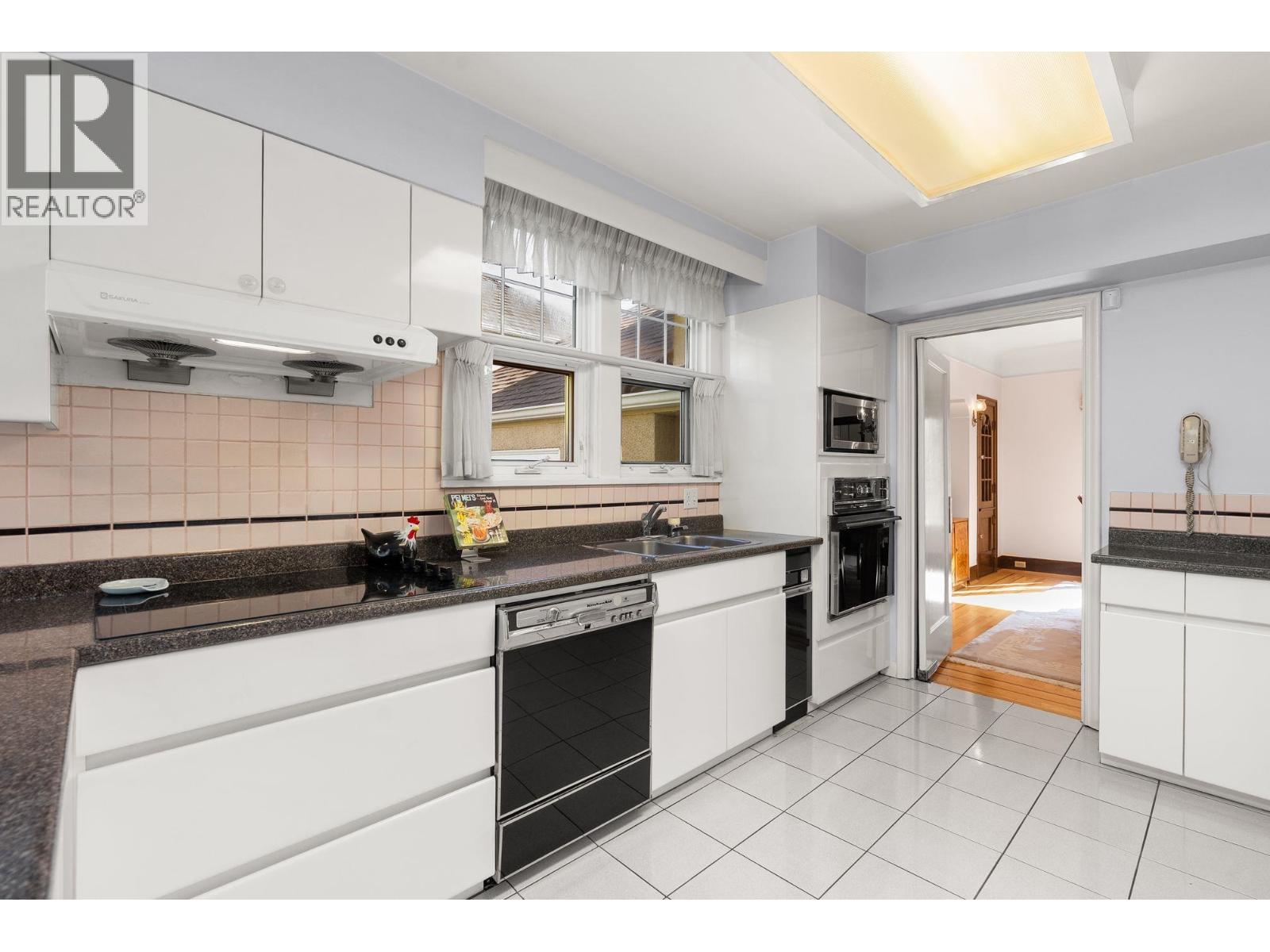 1537 W 40th Avenue, Vancouver, British Columbia  V6M 1V7 - Photo 19 - R3086272