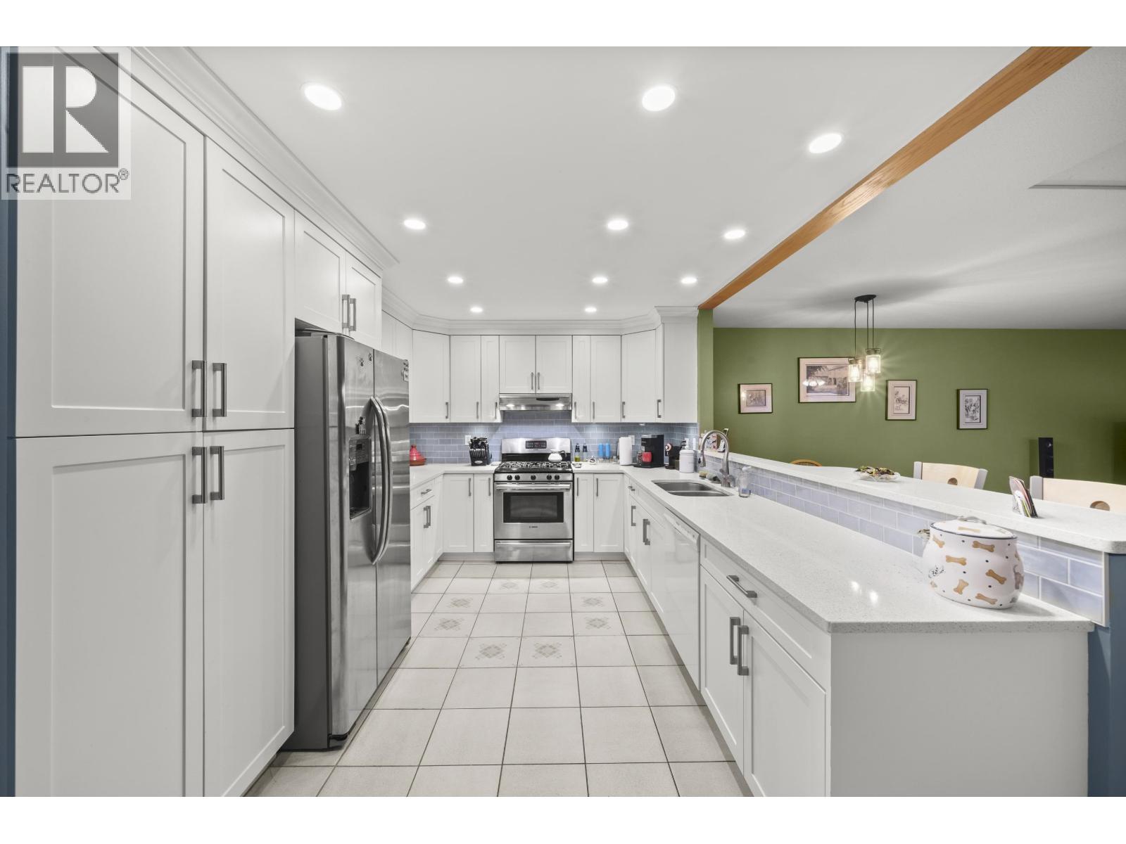 19607 SOMERSET DRIVE, Pitt Meadows, British Columbia