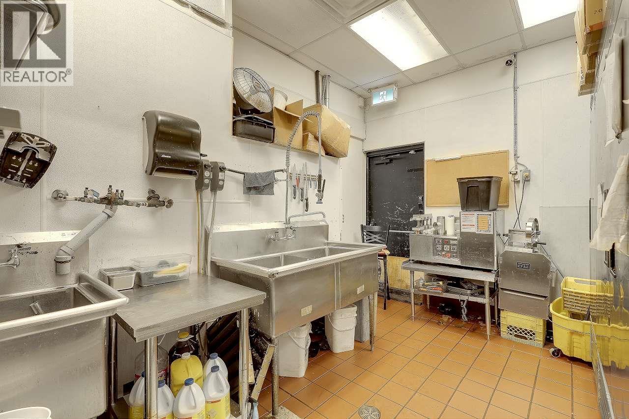 1011 Granville Street, Vancouver, British Columbia  V6Z 1L4 - Photo 15 - C8075767