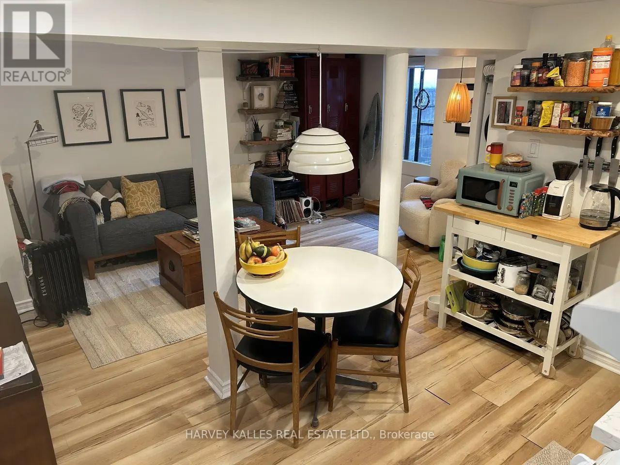 Lower - 17 Alberta Avenue, Toronto, Ontario  M6H 2R5 - Photo 7 - C12755522