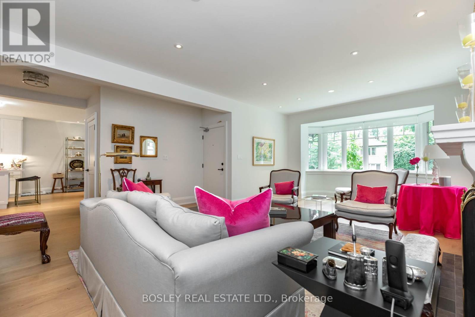 A - 30 Edmund Avenue, Toronto, Ontario  M4V 1H3 - Photo 4 - C12755562