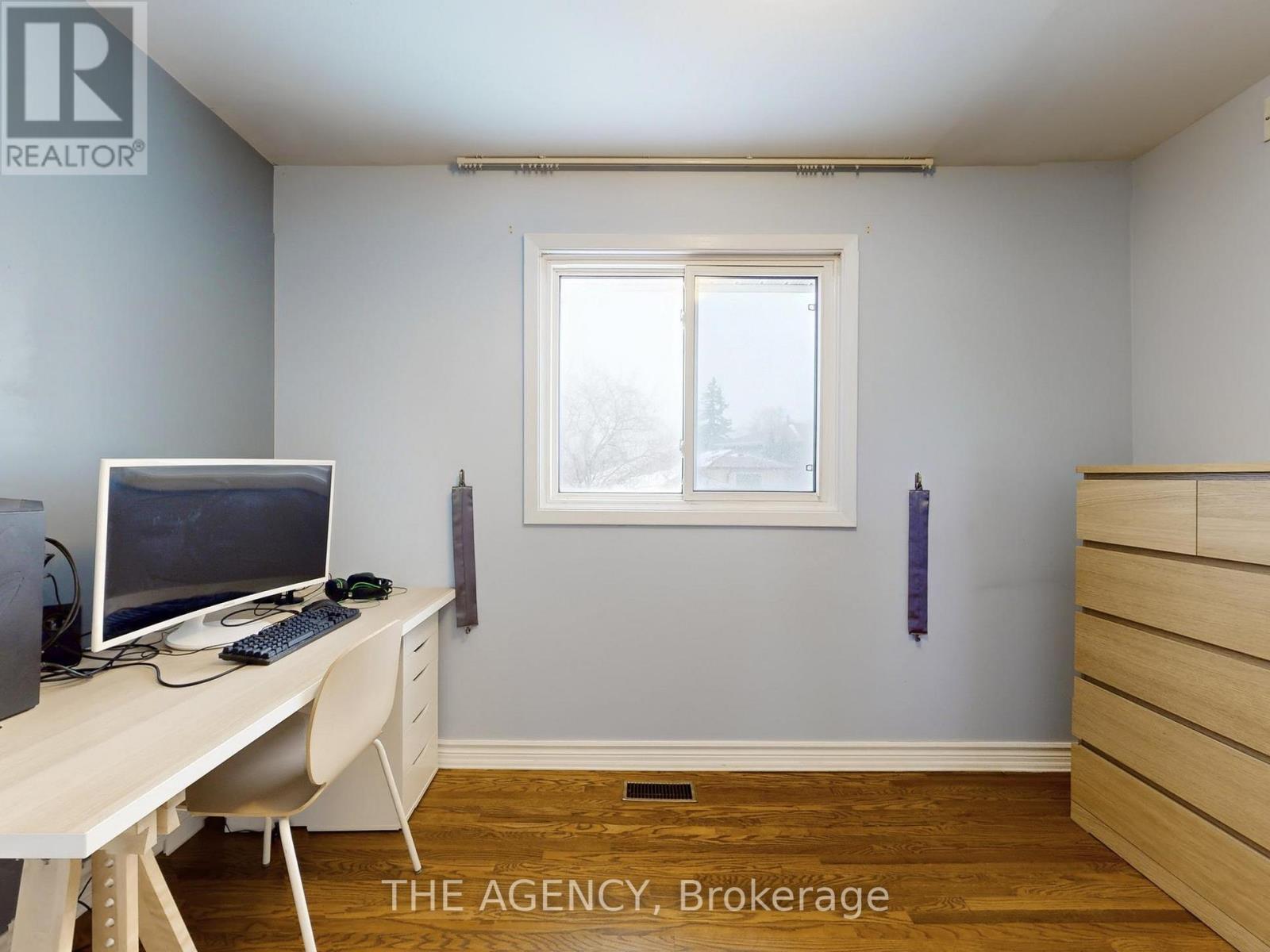 54 Manorglen Crescent, Toronto, Ontario  M1S 1W4 - Photo 13 - E12755532