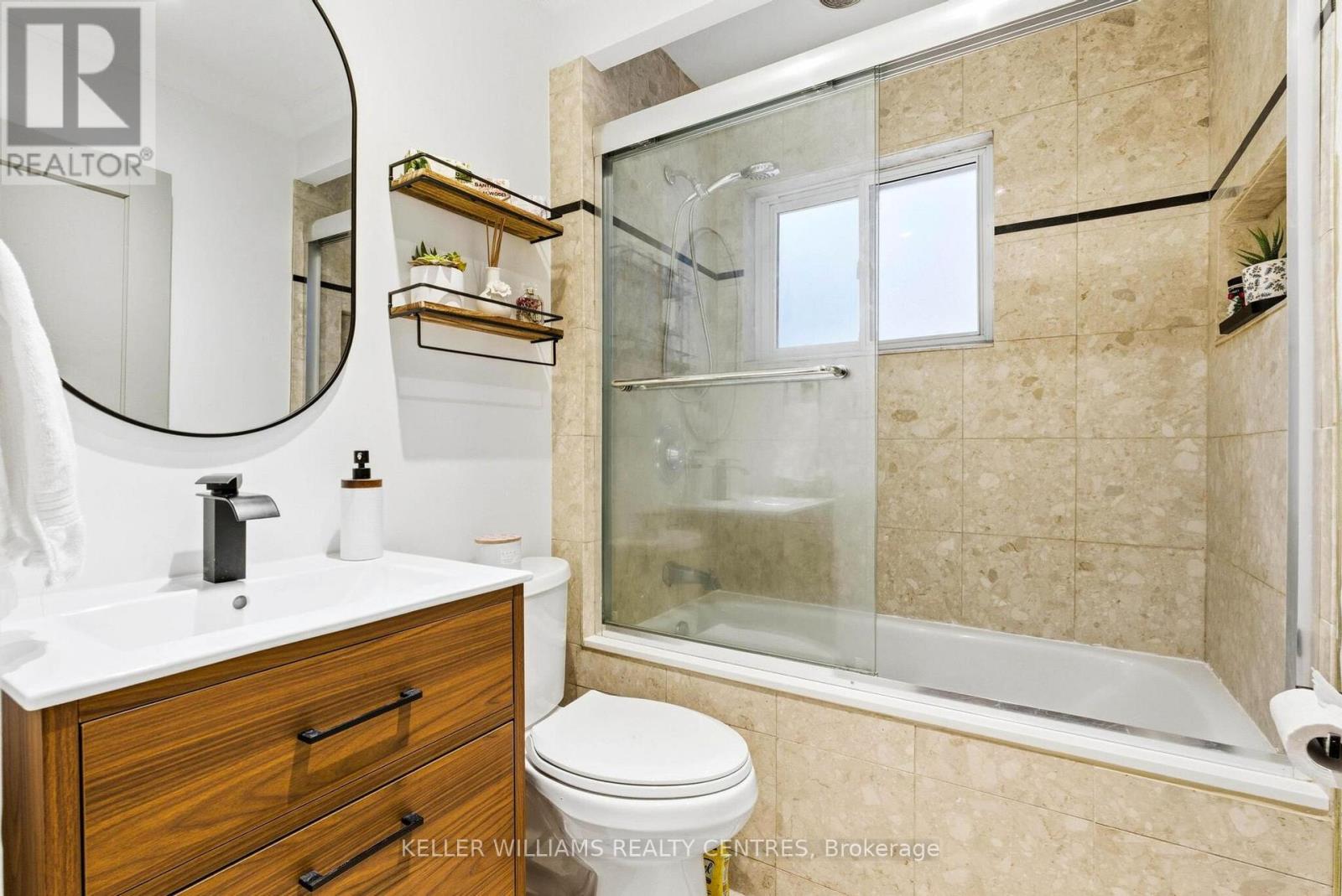 122a Neville Park Boulevard, Toronto, Ontario  M4E 3P8 - Photo 23 - E12755550