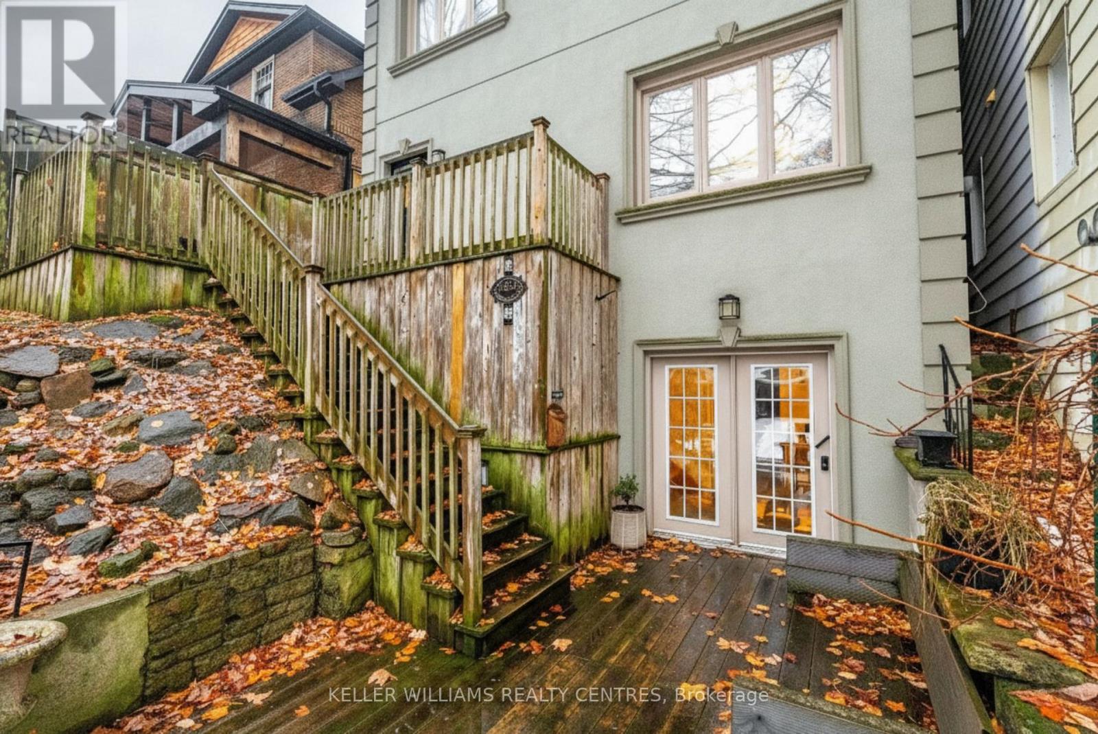 122a Neville Park Boulevard, Toronto, Ontario  M4E 3P8 - Photo 4 - E12755550