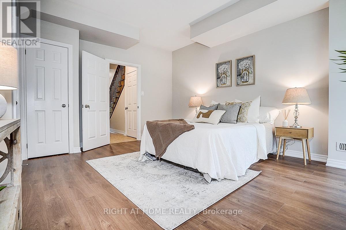 15 - 151 Silverwood Avenue, Richmond Hill, Ontario  L4S 0C9 - Photo 7 - N12755542