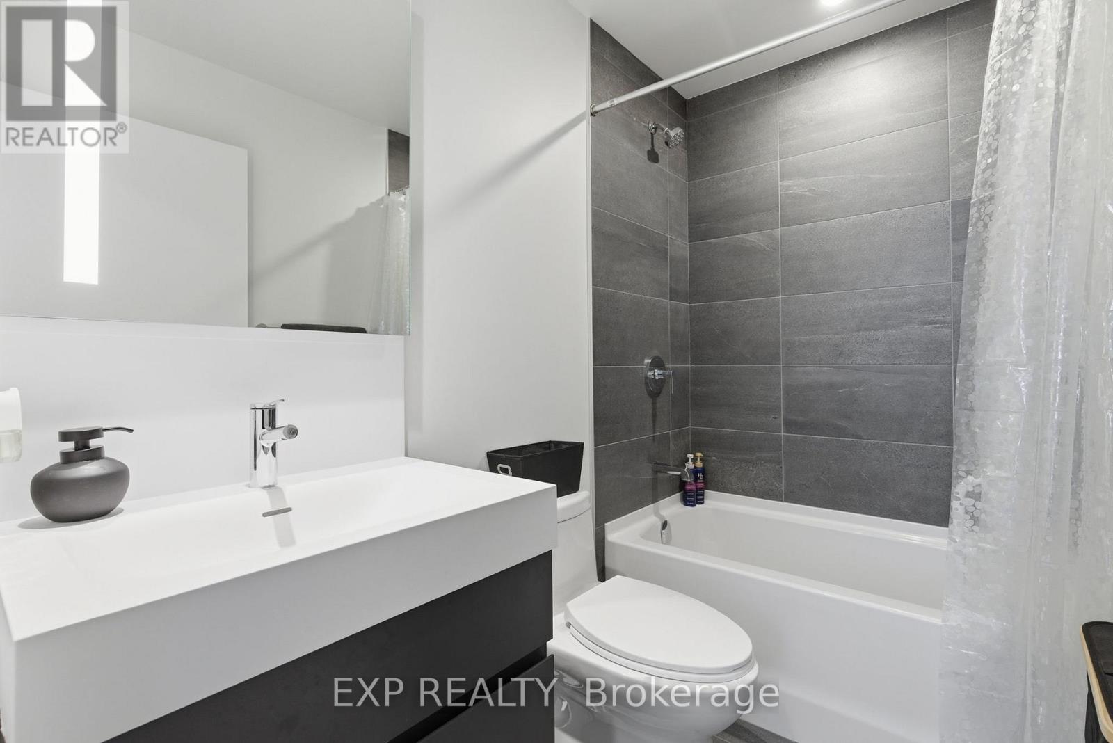 3004 - 39 Mary Street N, Barrie, Ontario L4N 1S9 - Photo 13 - S12755568