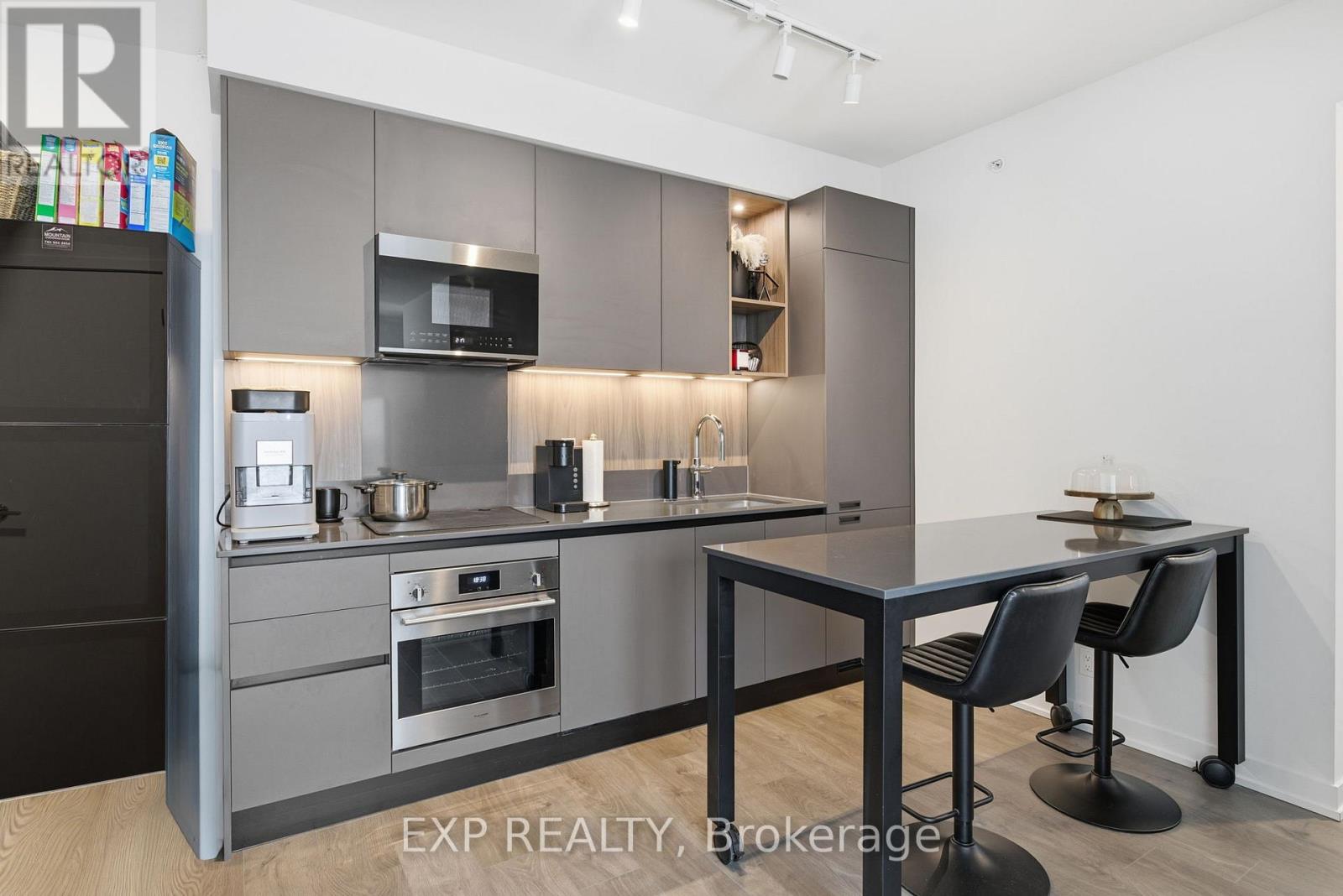 3004 - 39 Mary Street N, Barrie, Ontario L4N 1S9 - Photo 9 - S12755568