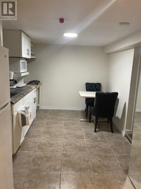 2518 Lake Shore Boulevard W, Toronto, Ontario  M8V 1E1 - Photo 4 - W12755482