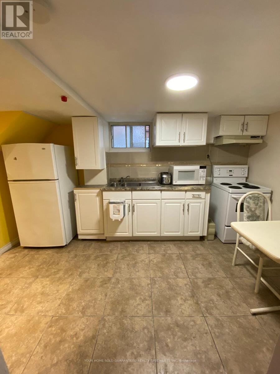 2518 LAKE SHORE BOULEVARD W, Toronto, Ontario