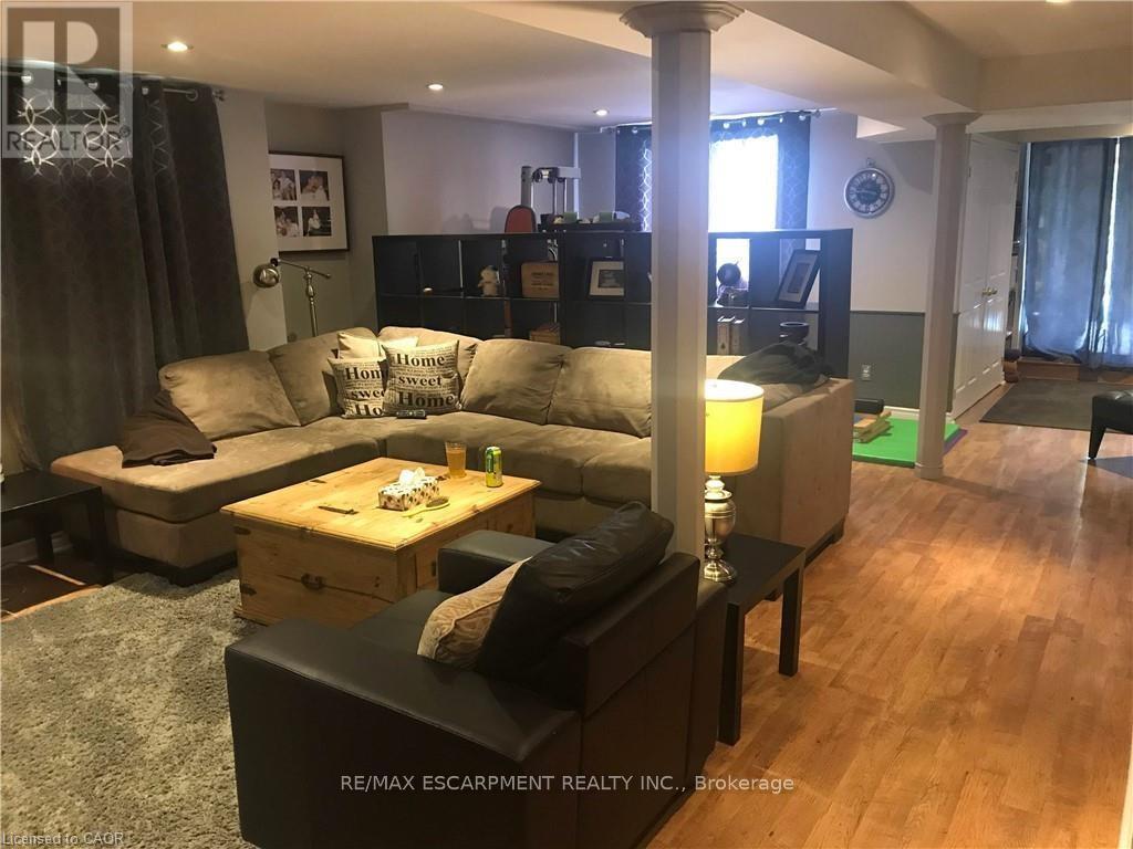 53 Laurendale Avenue, Hamilton, Ontario  L8B 0M6 - Photo 20 - X12754994