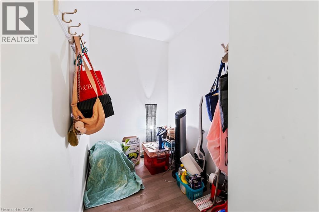 57 St Joseph Street Unit# 206, Toronto, Ontario M5S 0C5 - Photo 9 - 40802788