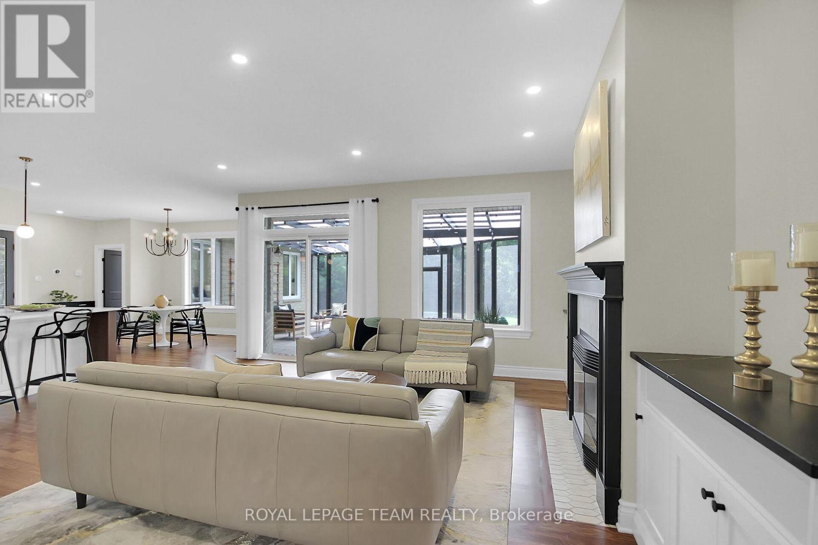 6196 Elkwood Drive, Ottawa, Ontario  K4P 1M9 - Photo 10 - X12638726