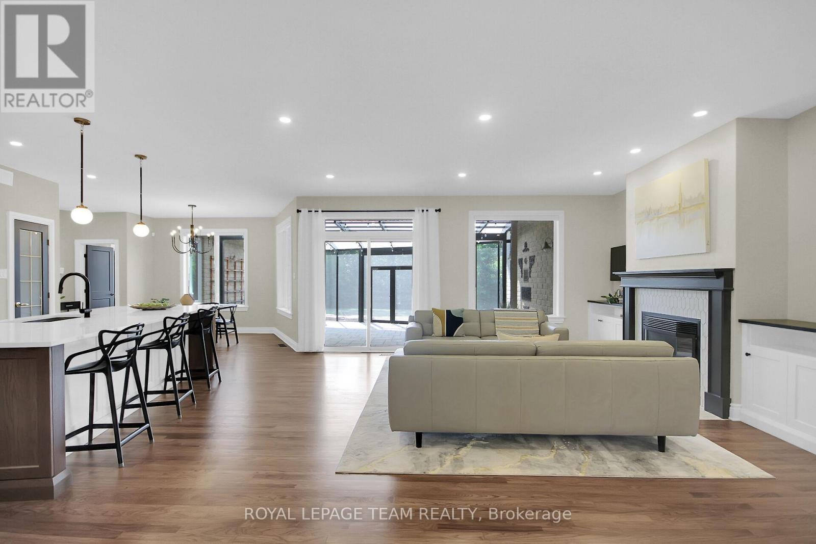 6196 Elkwood Drive, Ottawa, Ontario  K4P 1M9 - Photo 9 - X12638726