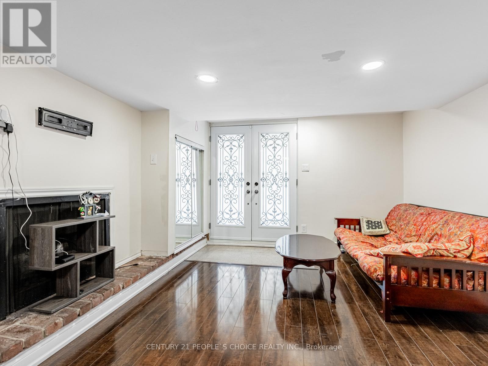 43 Shendale Drive, Toronto, Ontario  M9W 2B4 - Photo 19 - W12755572