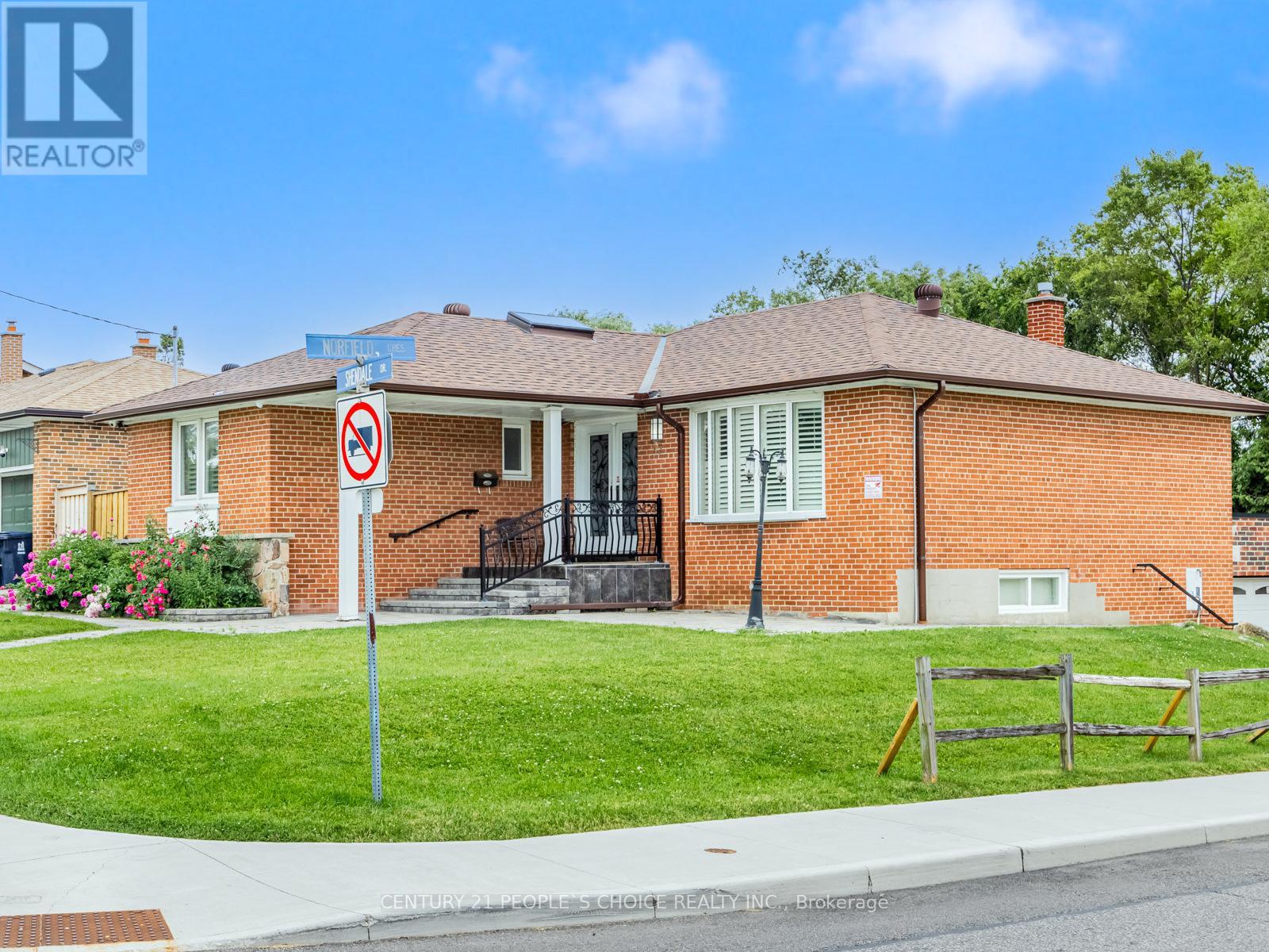 43 Shendale Drive, Toronto, Ontario  M9W 2B4 - Photo 2 - W12755572