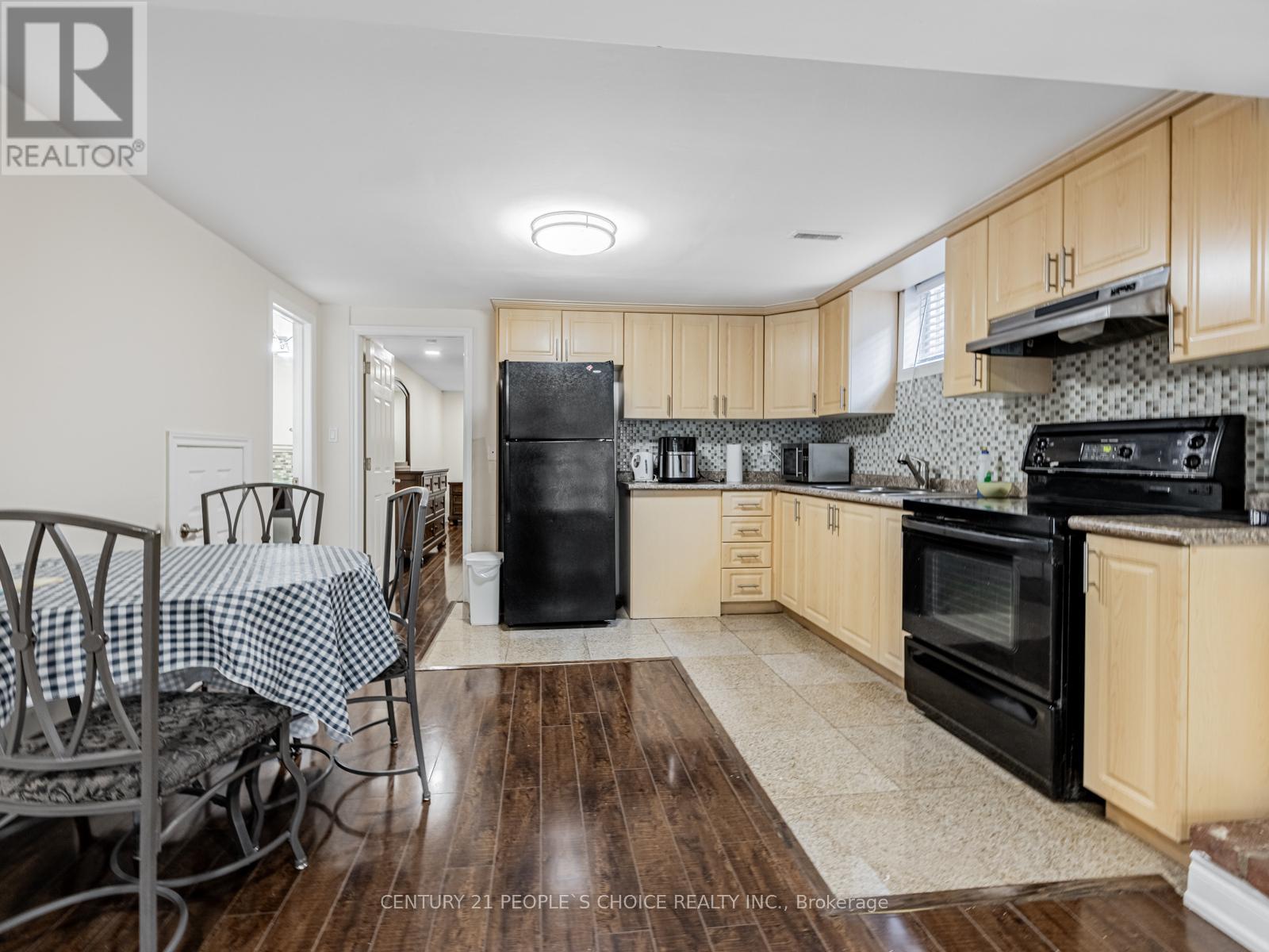 43 Shendale Drive, Toronto, Ontario  M9W 2B4 - Photo 20 - W12755572