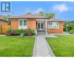 43 SHENDALE DRIVE, Toronto, Ontario