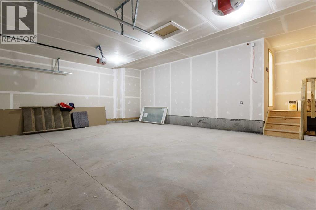 704 Mandalay Boulevard, Carstairs, Alberta  T0M 0N0 - Photo 19 - A2258188