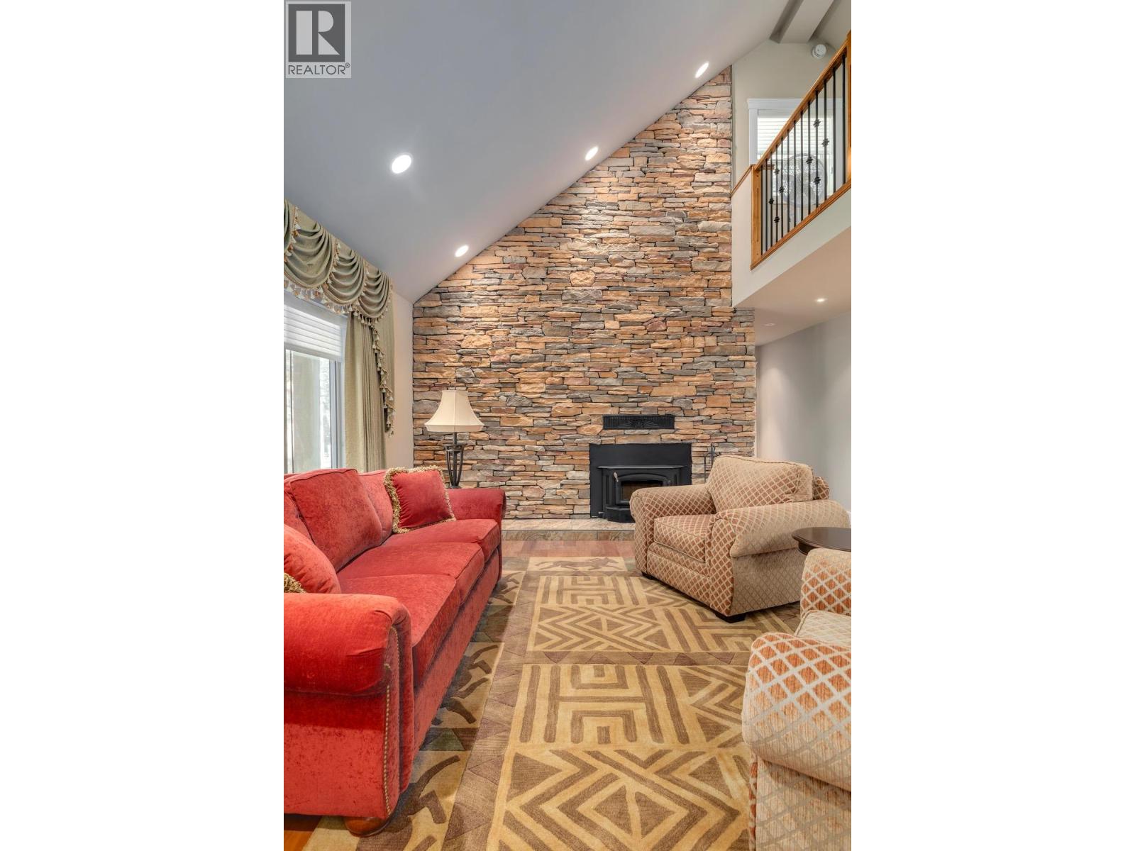 8566 Eacrett Road, Dry Gulch, British Columbia  V0A 1K2 - Photo 14 - 10357505