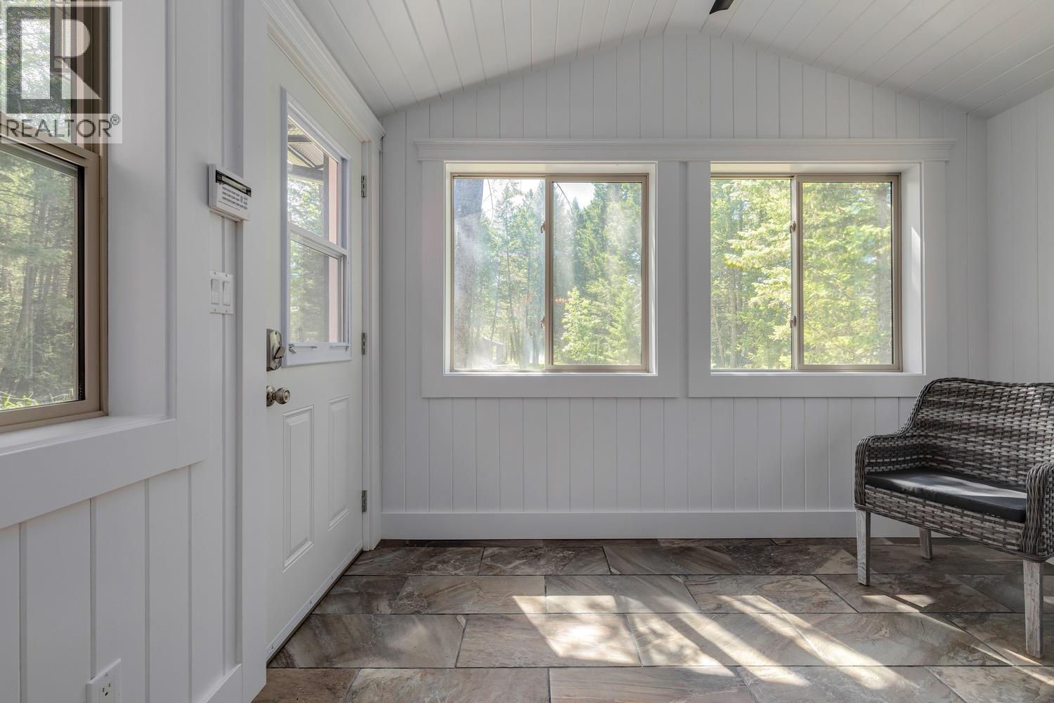 8566 Eacrett Road, Dry Gulch, British Columbia  V0A 1K2 - Photo 50 - 10357505