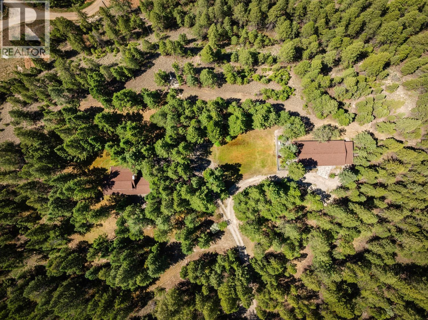 8566 Eacrett Road, Dry Gulch, British Columbia  V0A 1K2 - Photo 6 - 10357505