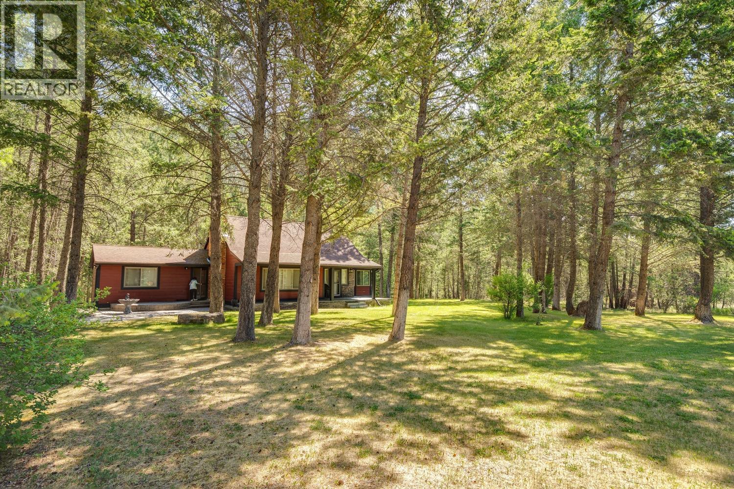 8566 Eacrett Road, Dry Gulch, British Columbia  V0A 1K2 - Photo 71 - 10357505