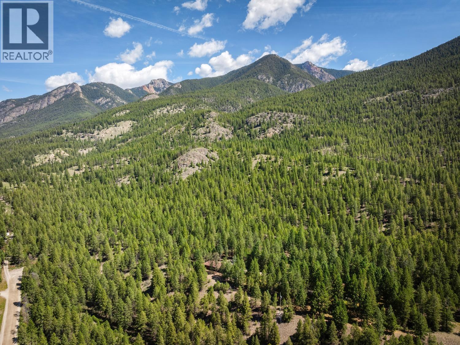 8566 Eacrett Road, Dry Gulch, British Columbia  V0A 1K2 - Photo 89 - 10357505