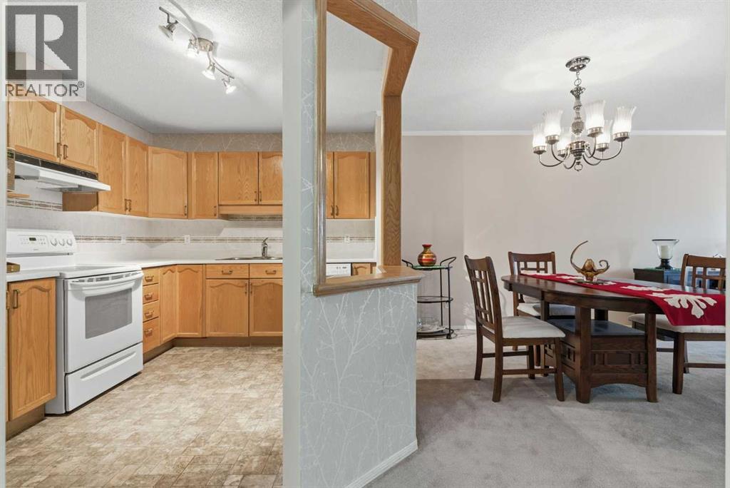 1209, 1209 Sienna Park Green Sw, Calgary, Alberta  T3H 3N7 - Photo 5 - A2275005