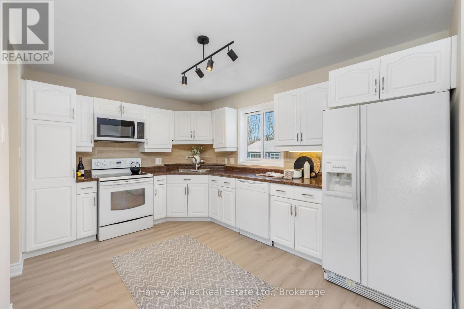 64 Silver Creek Drive, Collingwood, Ontario  L9Y 4W9 - Photo 10 - S12755674