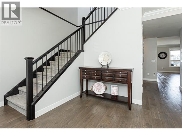 13305 235a Street, Maple Ridge, British Columbia  V4R 0E4 - Photo 3 - R3081050