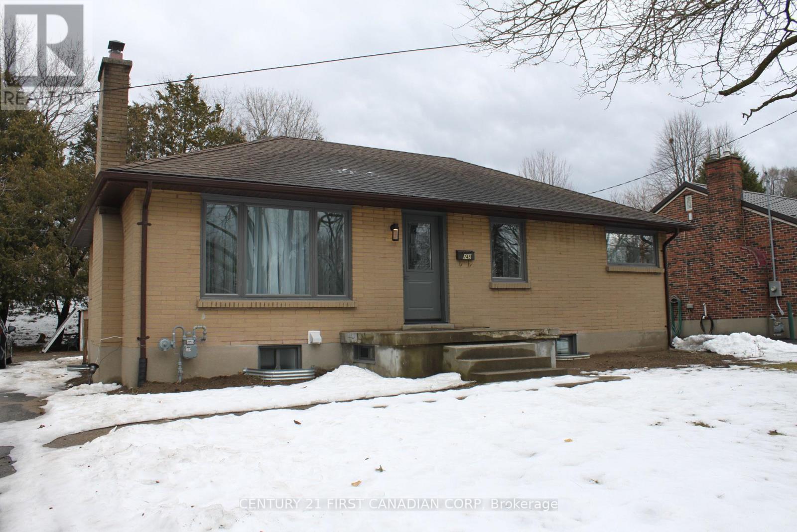 UPPER - 745 LEROY AVENUE, London East, Ontario
