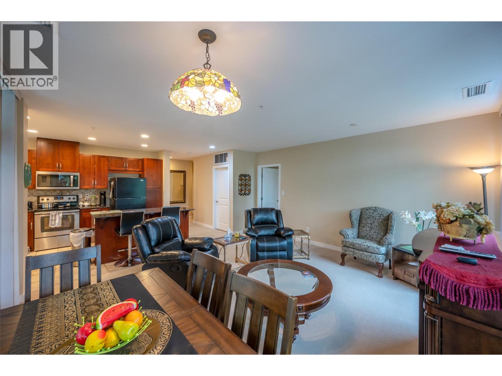 3301 Skaha Lake Road Unit# 102 Penticton Photo 10