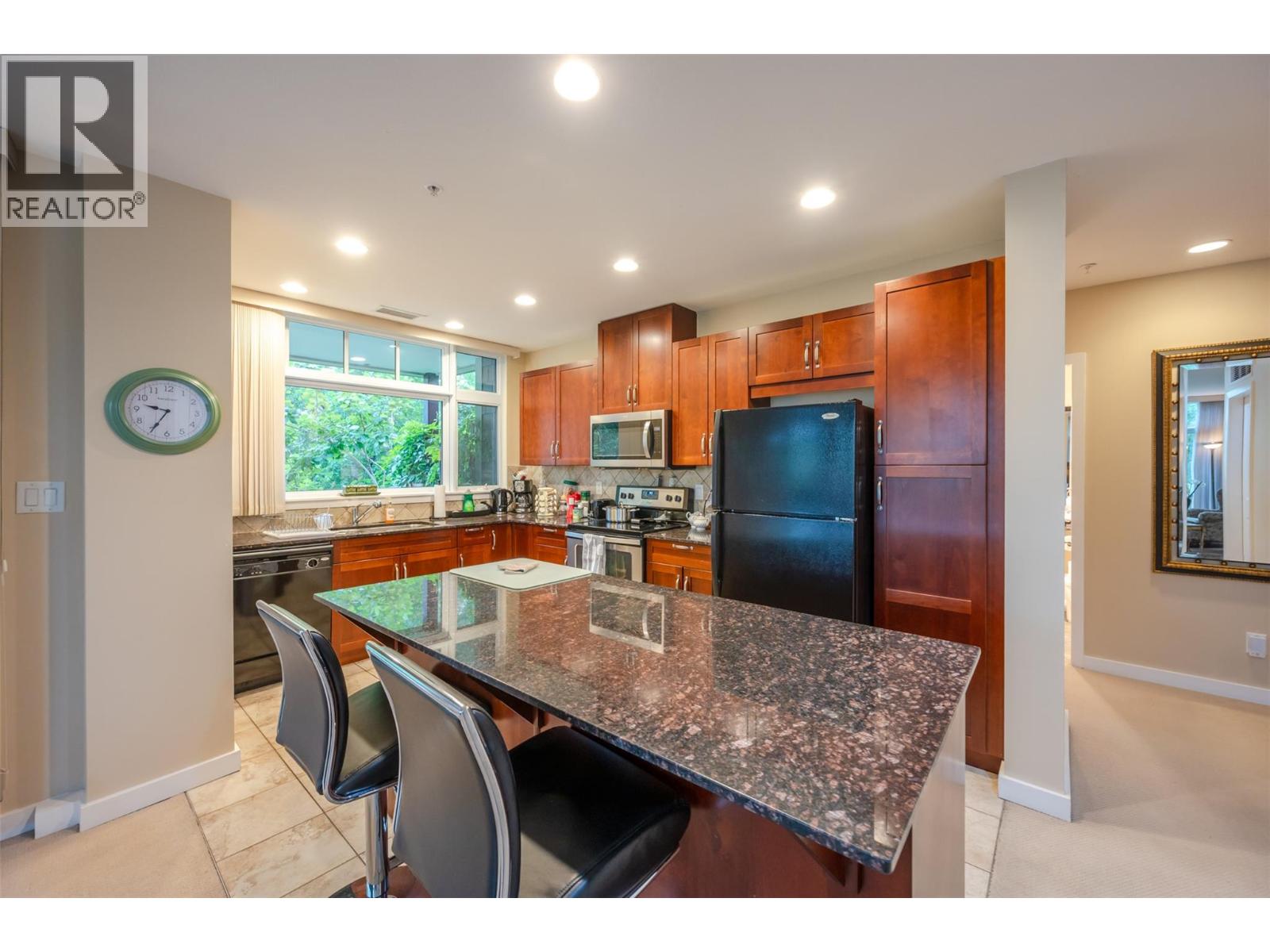 3301 Skaha Lake Road Unit# 102 Penticton Photo 11